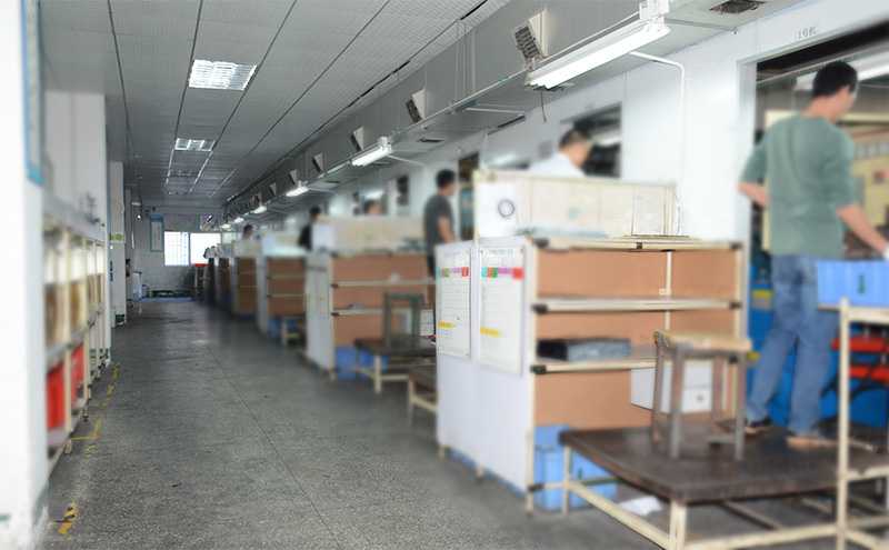 一樓硅膠制品固態(tài)模壓部環(huán)境展示 一樓硅膠制品固態(tài)模壓部環(huán)境展示